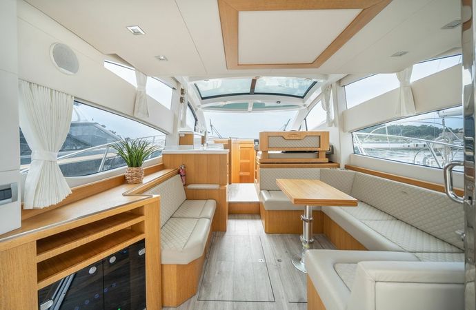 Galeon 430 Skydeck | Bellagio