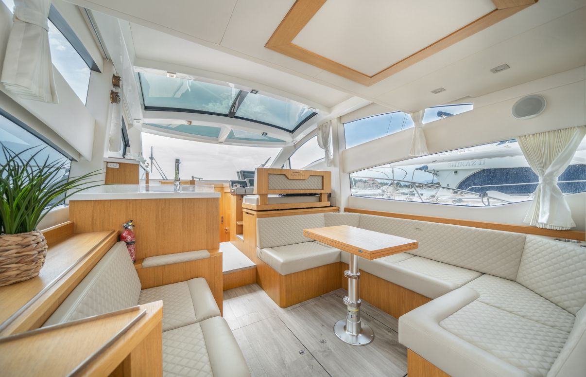 Galeon 430 Skydeck | Bellagio