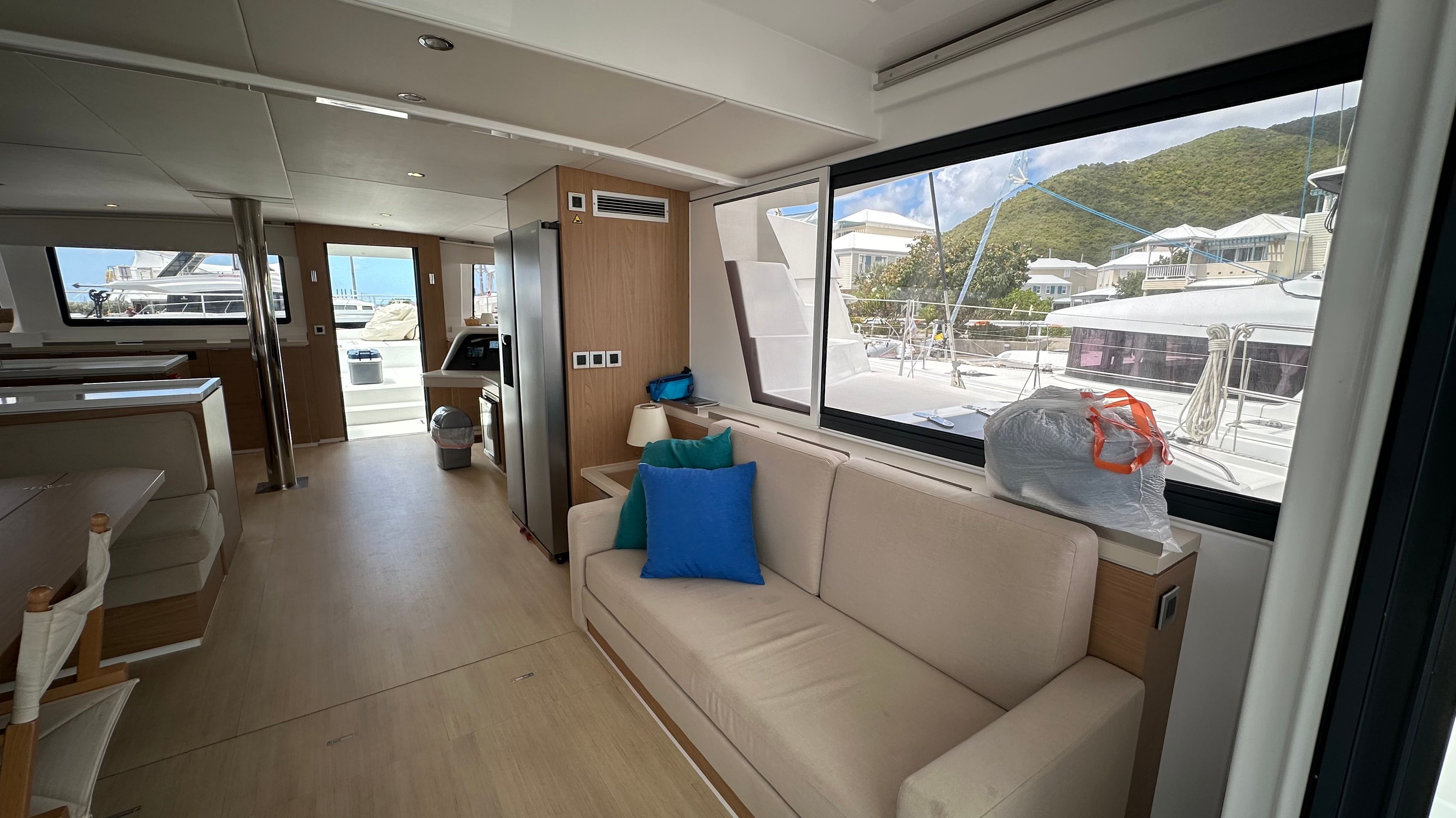 Bali 5.4 | Remote Parking