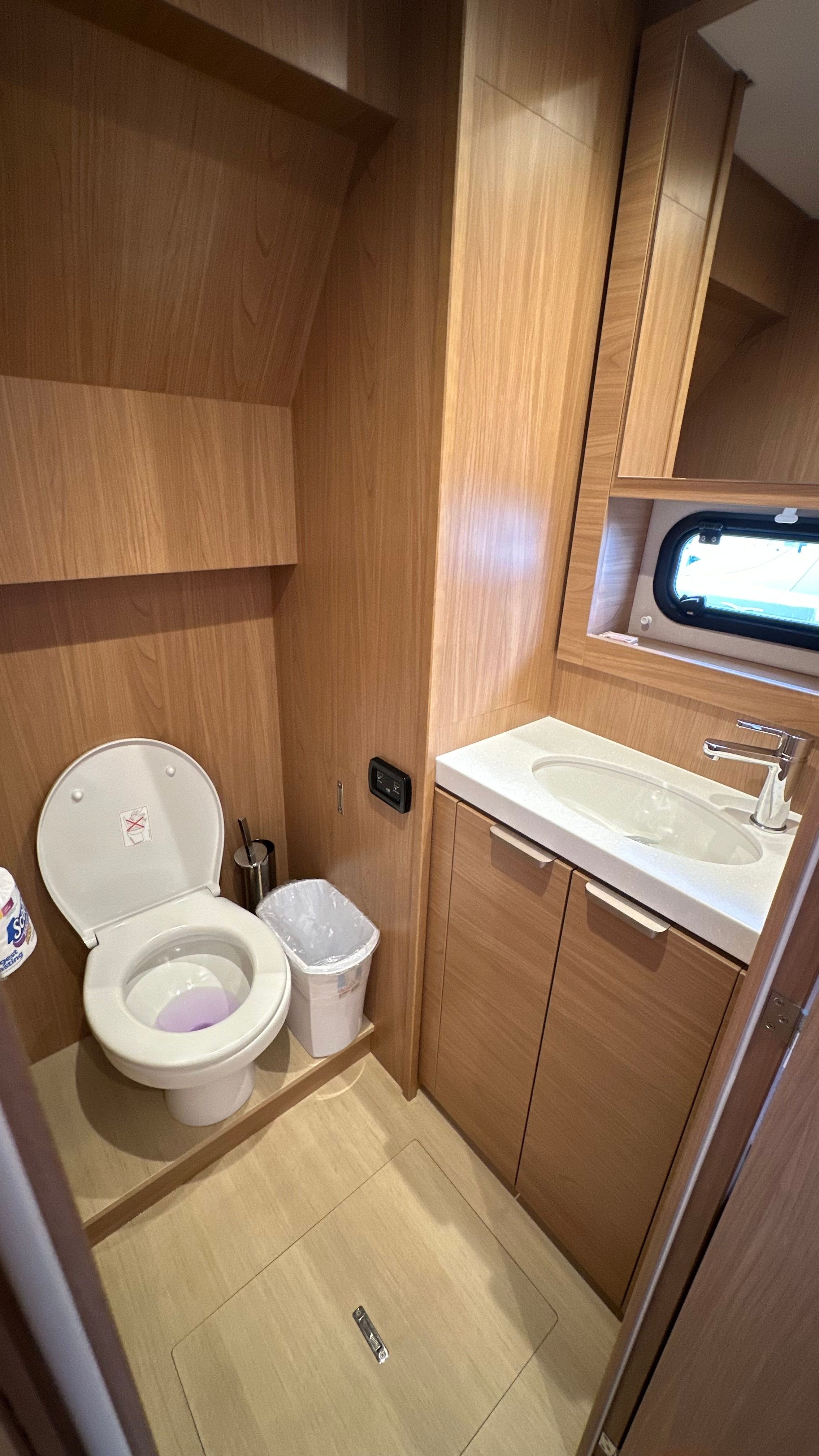 Bali 5.4 | Remote Parking