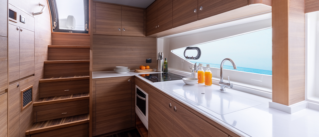 Aquila 54 | Southern Cross