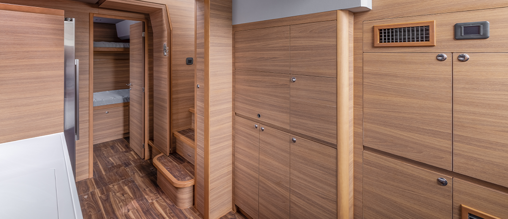 Aquila 54 | Southern Cross