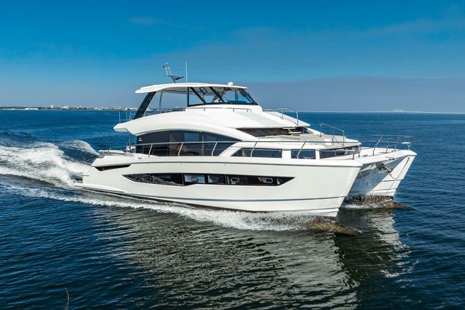 Aquila 54 | Southern Cross