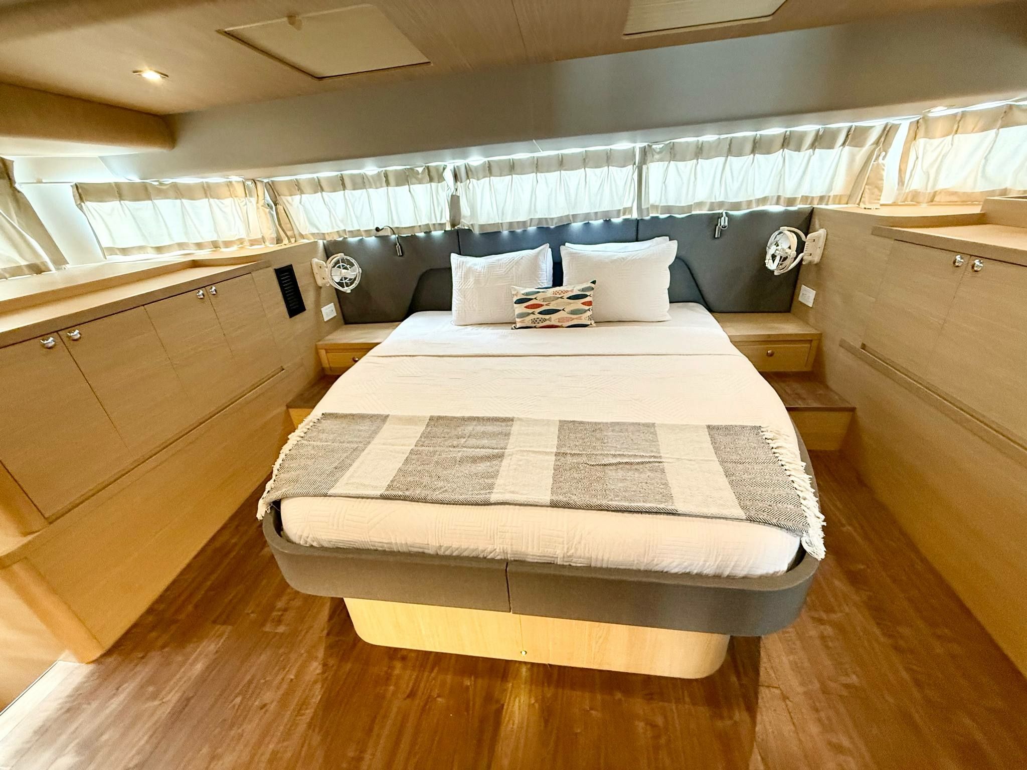 Aquila 54 | Southern Cross
