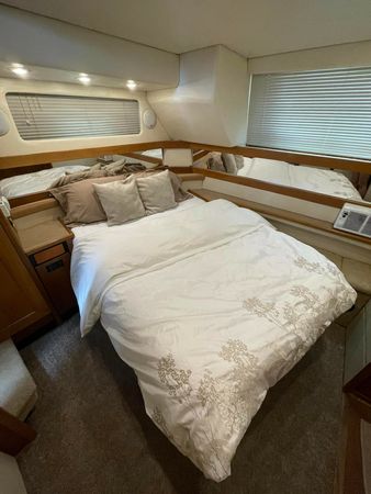 Bayliner 4087 | Shaya Moya