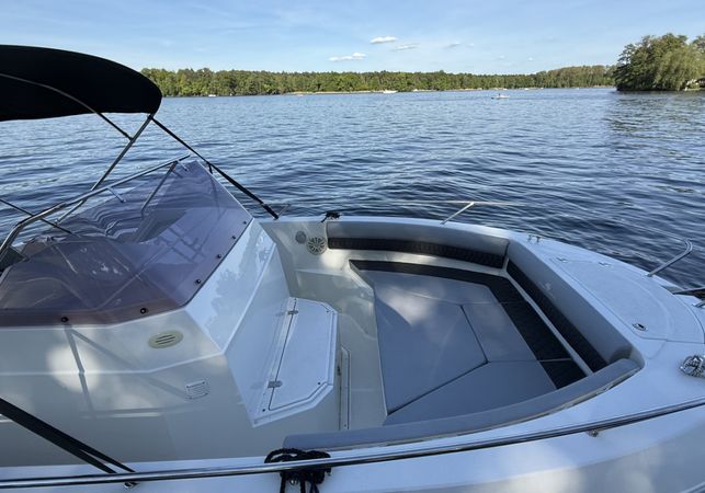 Atlantic Marine 750 | Jacqueline