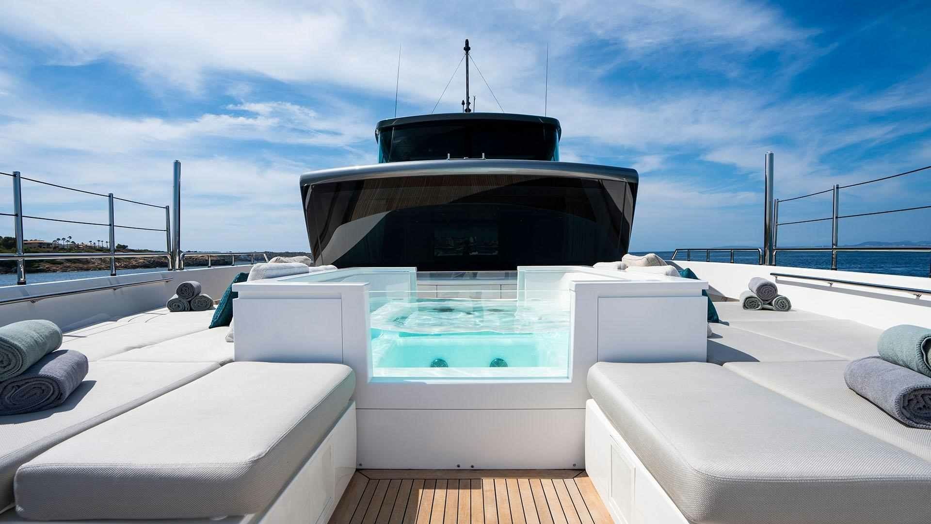 Sanlorenzo SX112 | On Time