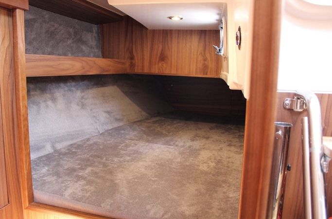 Antila 27 Family | Kira