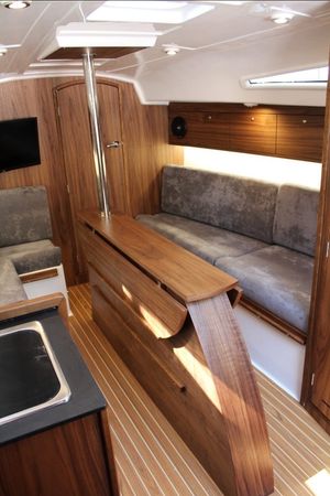 Antila 27 Family | Kira