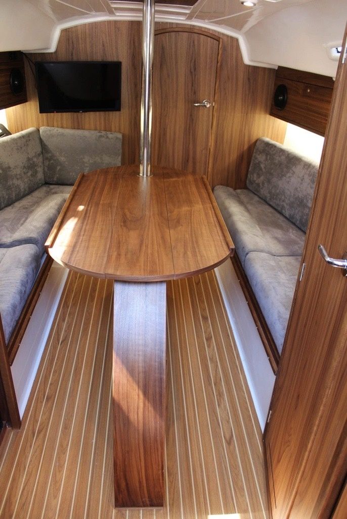 Antila 27 Family | Kira