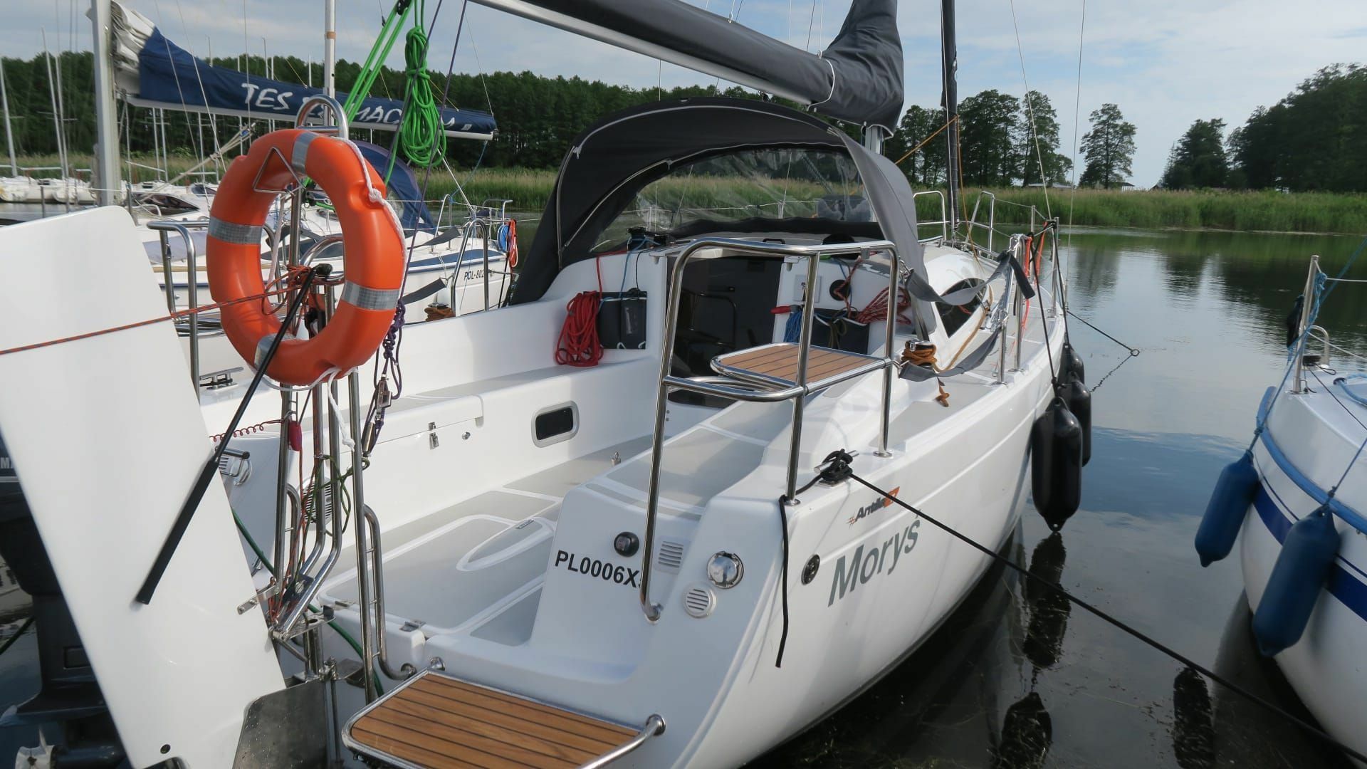 Antila 27 Family | Morys