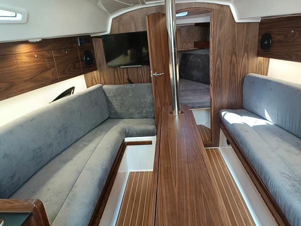 Antila 27 Family | Morys