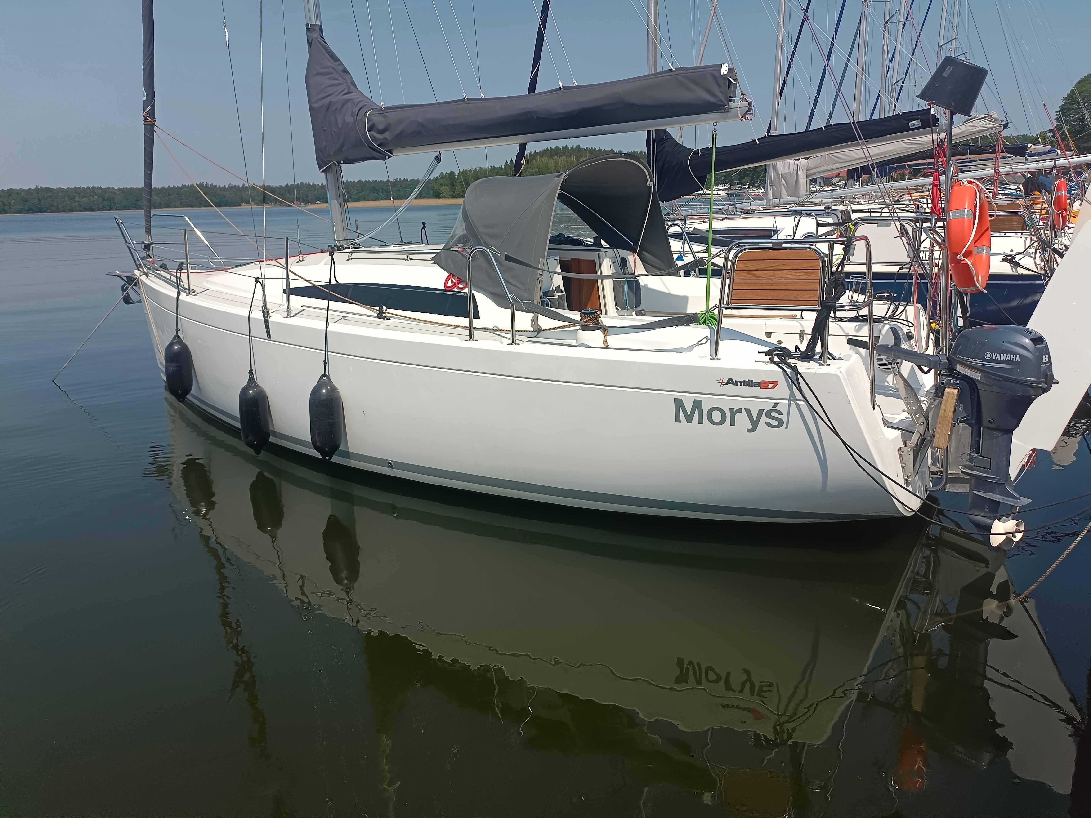 Antila 27 Family | Morys