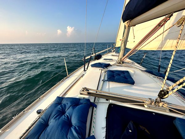 Beneteau Oceanis Clipper 343 | Bliss