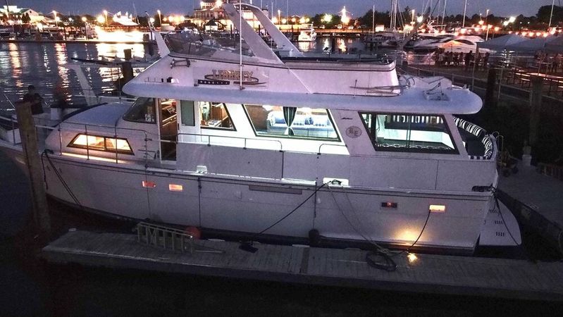 Hatteras 60 | Liberty
