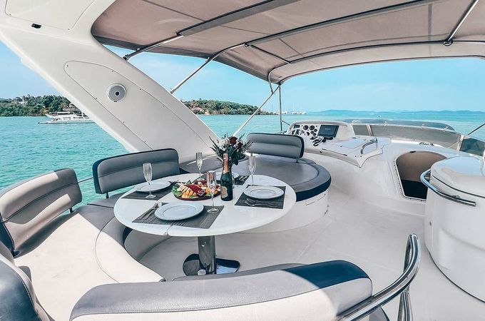Azimut 68 | Rio