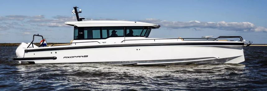 Axopar 37 XC | SUV of the Seas