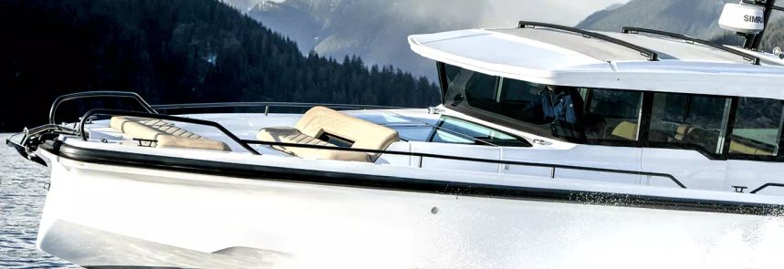 Axopar 37 XC | SUV of the Seas