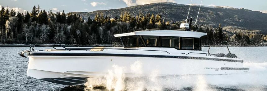 Axopar 37 XC | SUV of the Seas