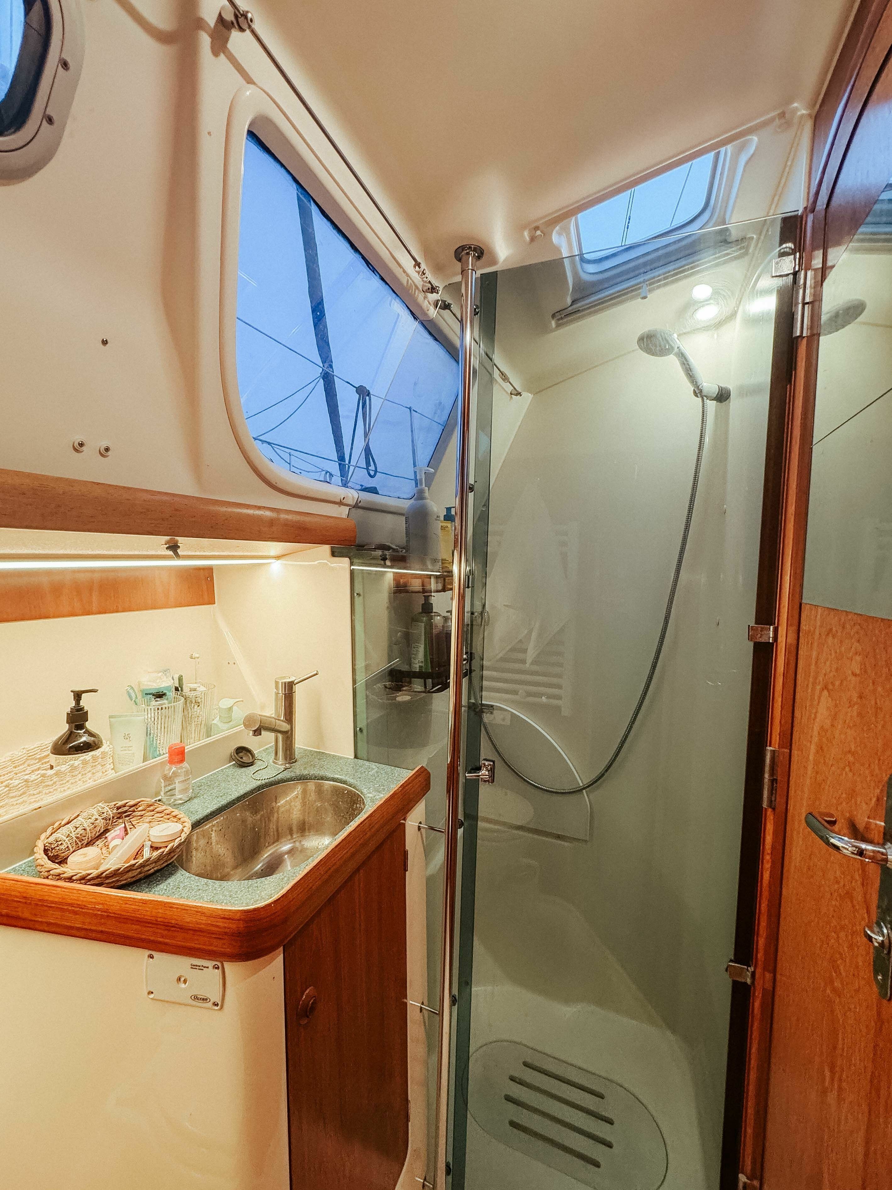 Jeanneau Sun Odyssey 43 | Go West