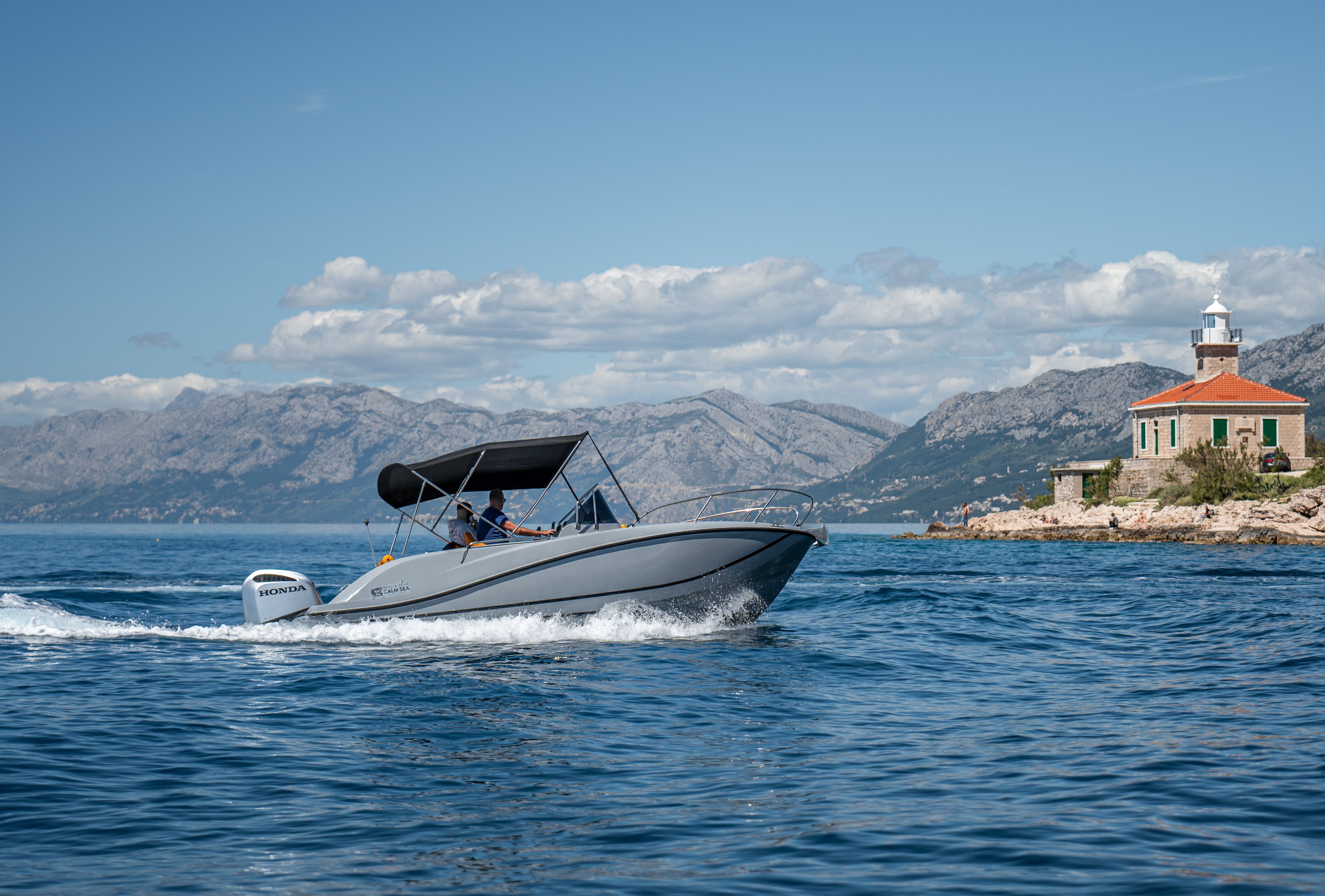 Quicksilver 675 | 25