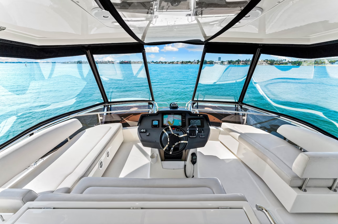 Aquila 44 | Memory Maker