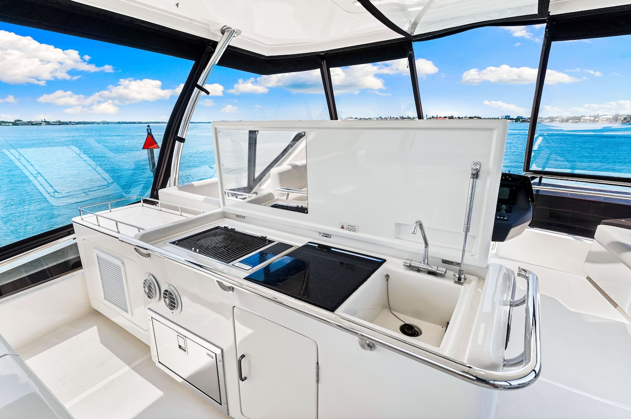 Aquila 44 | Memory Maker