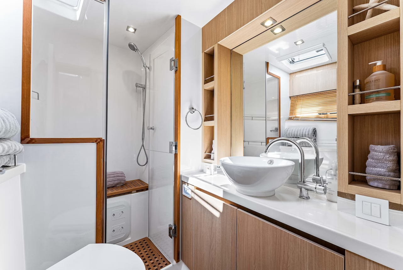 Aquila 44 | Memory Maker