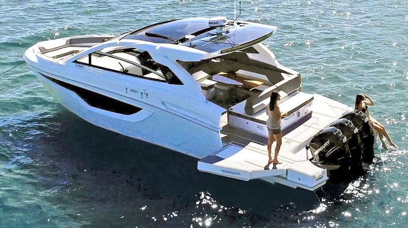 Cruiser Yachts 42 GLS | Giddy Up