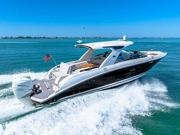 Sea Ray 350 SLX | Top Shelf
