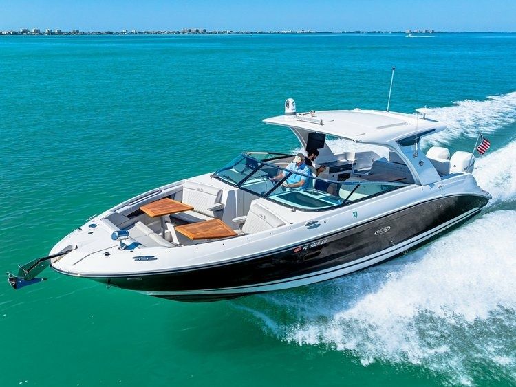 Sea Ray 350 SLX | Top Shelf
