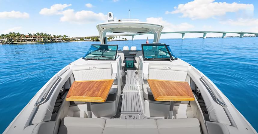 Sea Ray 350 SLX | Top Shelf