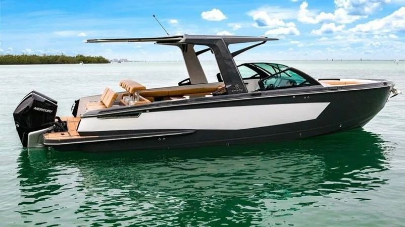 Aviara AV32 | Ocean Rode