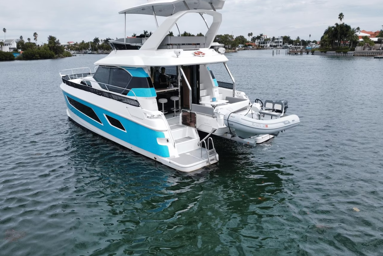 Aquila 44 | Memories, Not Dreams