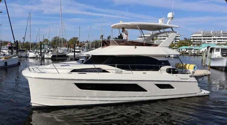 Aquila 44 | Lil’ Bit Nauti