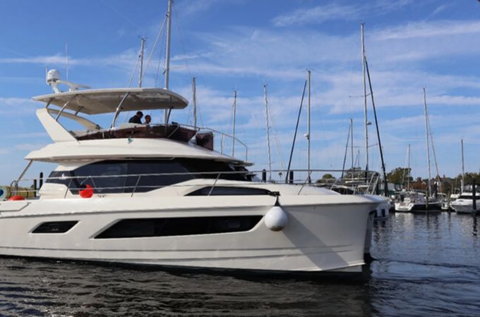 Aquila 44 | Lil’ Bit Nauti