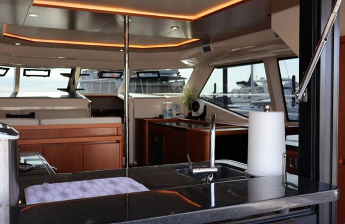 Aquila 44 | Lil’ Bit Nauti