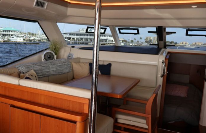 Aquila 44 | Lil’ Bit Nauti