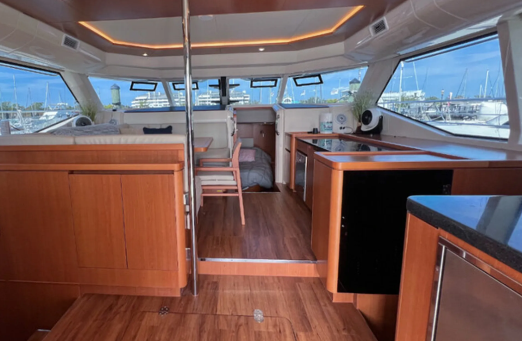 Aquila 44 | Lil’ Bit Nauti