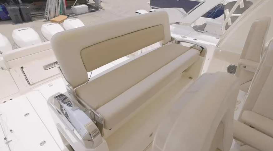 Boston Whaler 420 Outrage | A.S.W.E.