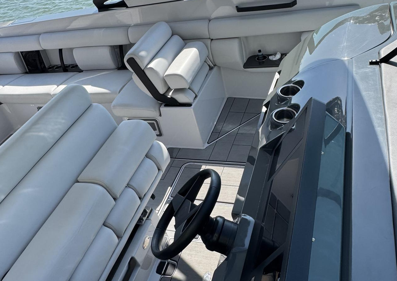 Aviara AV36 | Thirst Trap