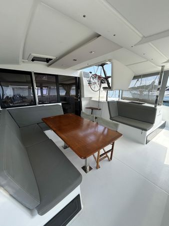 Fountaine Pajot Lucia 40 | Go Earth 1