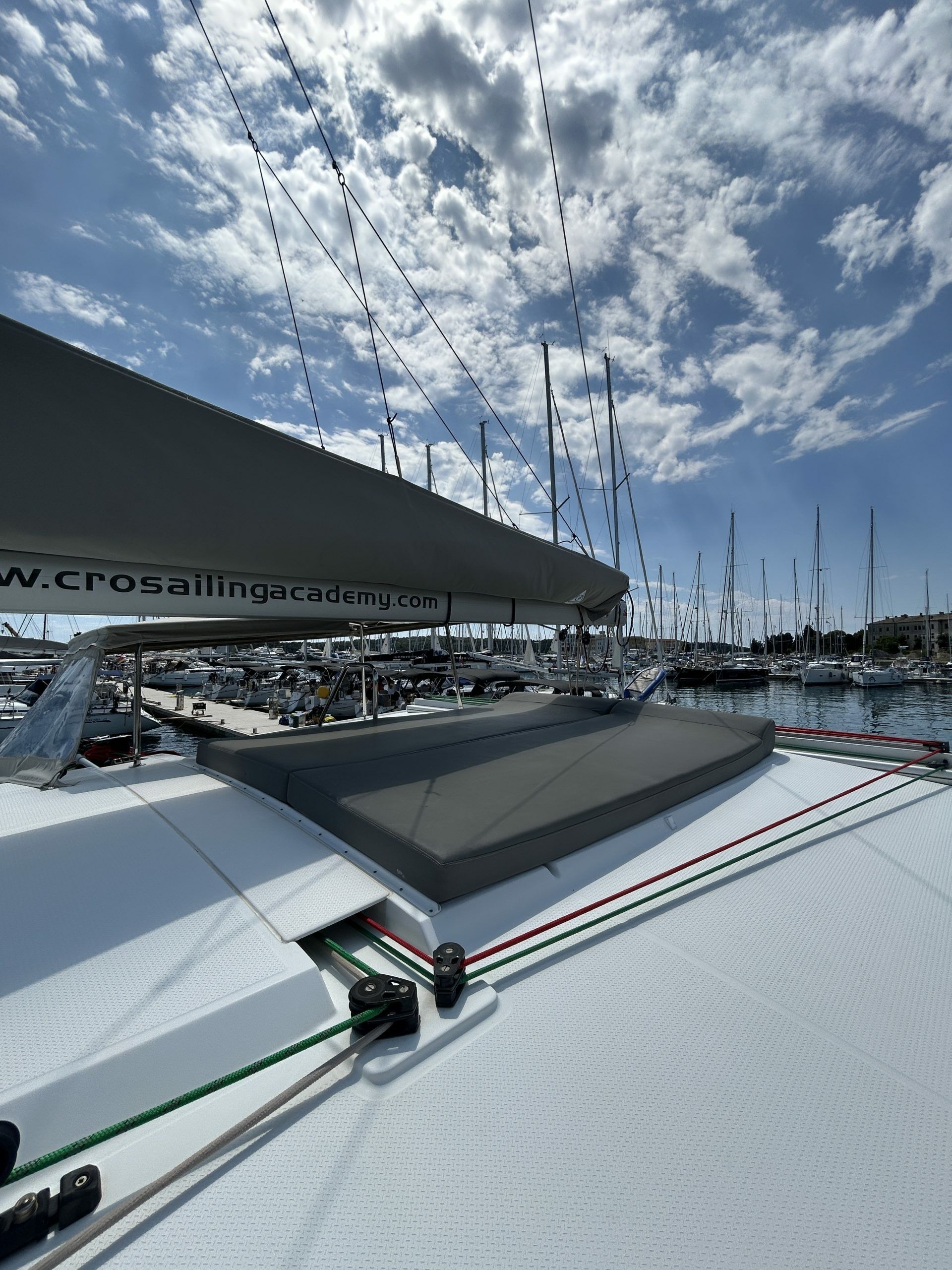 Fountaine Pajot Lucia 40 | Go Earth 1