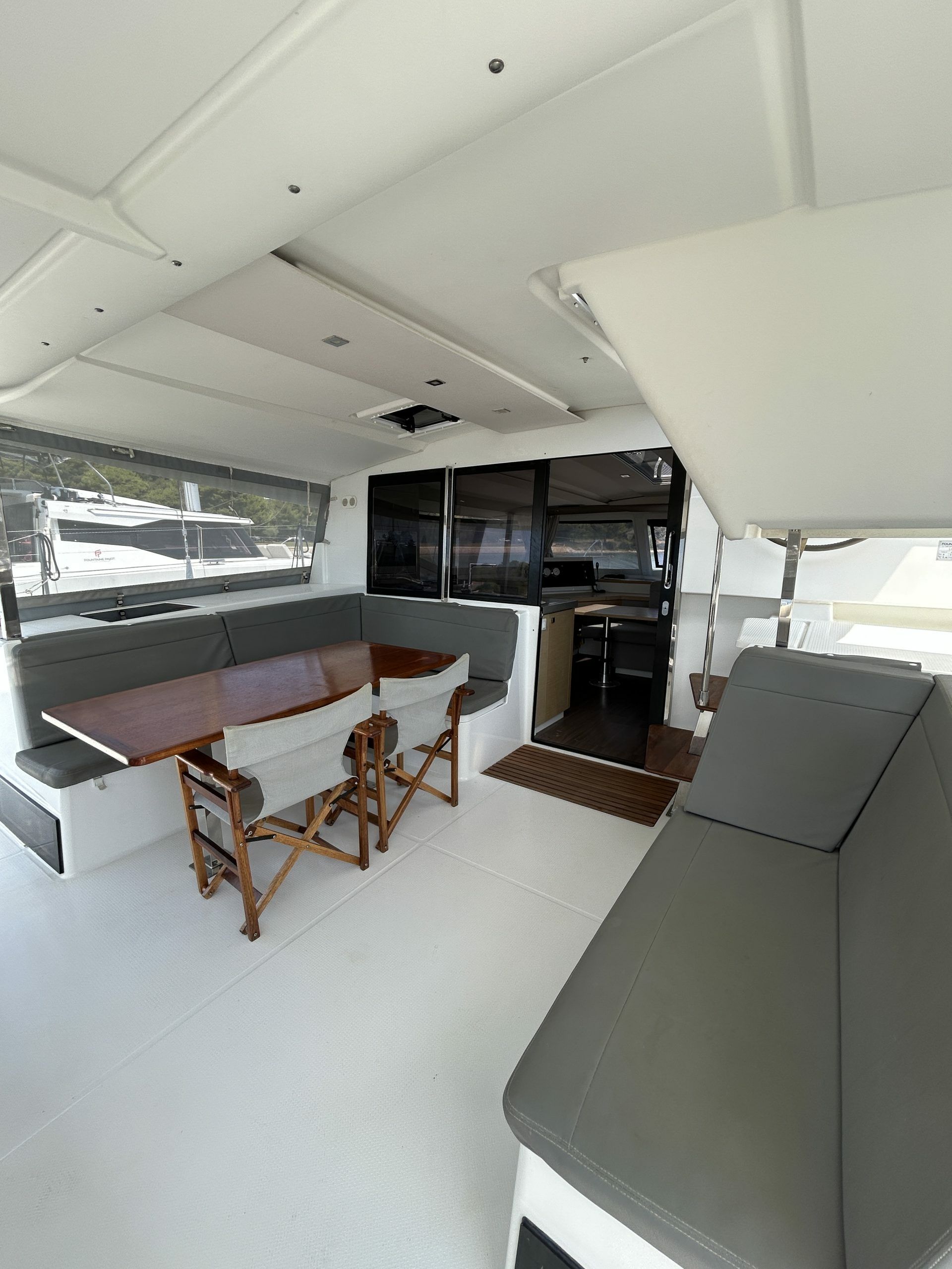 Fountaine Pajot Lucia 40 | Go Earth 1