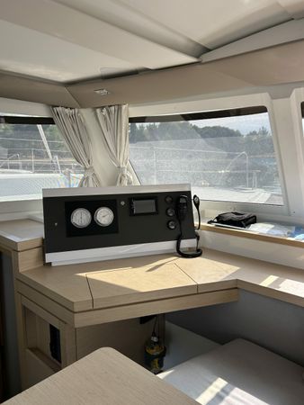 Fountaine Pajot Lucia 40 | Go Earth 1