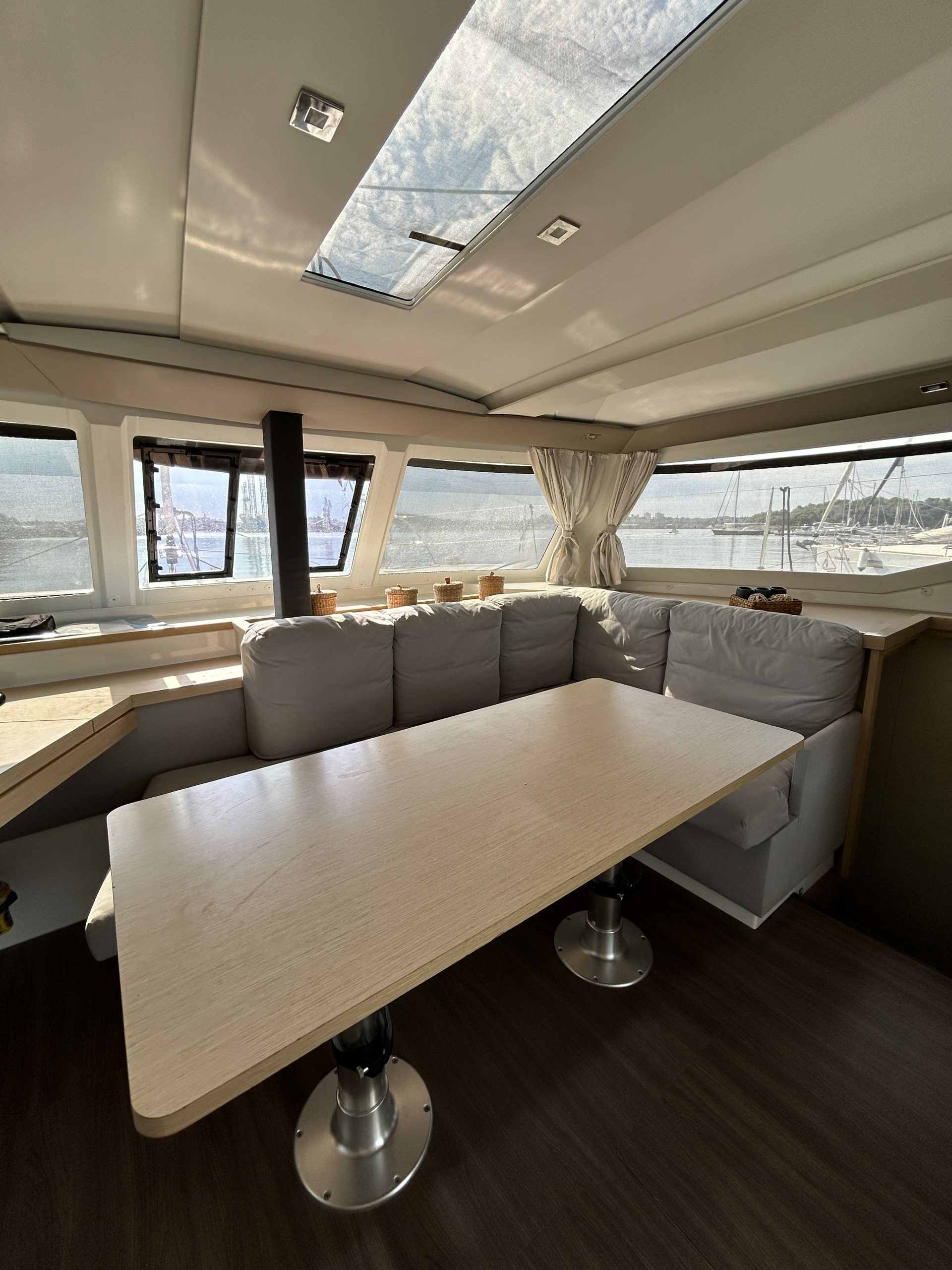 Fountaine Pajot Lucia 40 | Go Earth 1