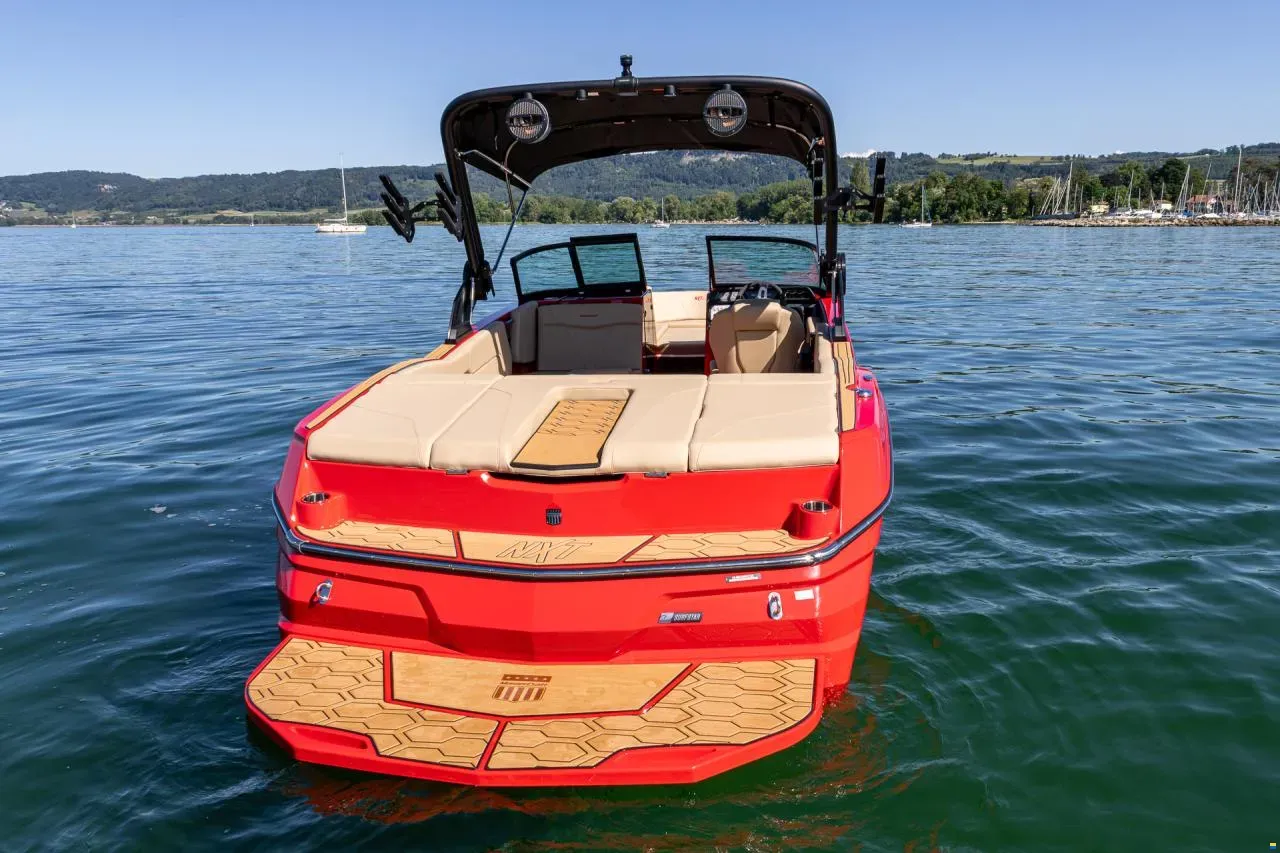 MasterCraft NXT23 | 24