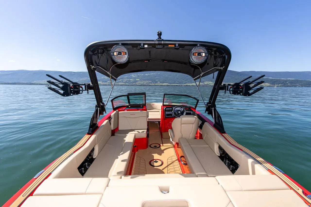 MasterCraft NXT23 | 24