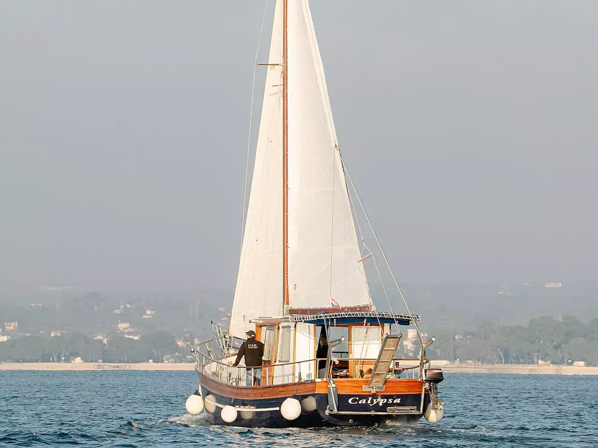 Custom Built 13 | Calypsa