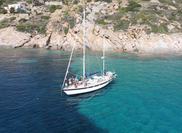 Hallberg Rassy 42 | Lisaline